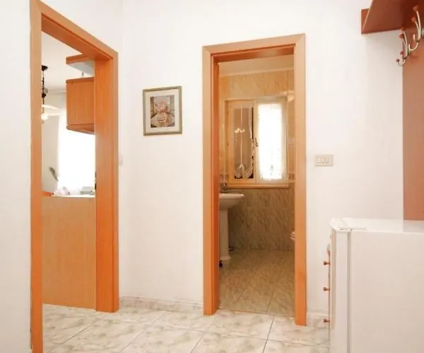 Apartment With A Parking Space - 7113