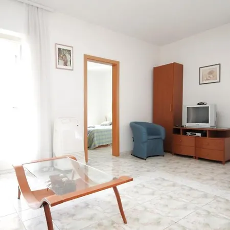 With A Parking Space - 7113 Apartman