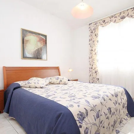 With A Parking Space - 7113 Apartman *